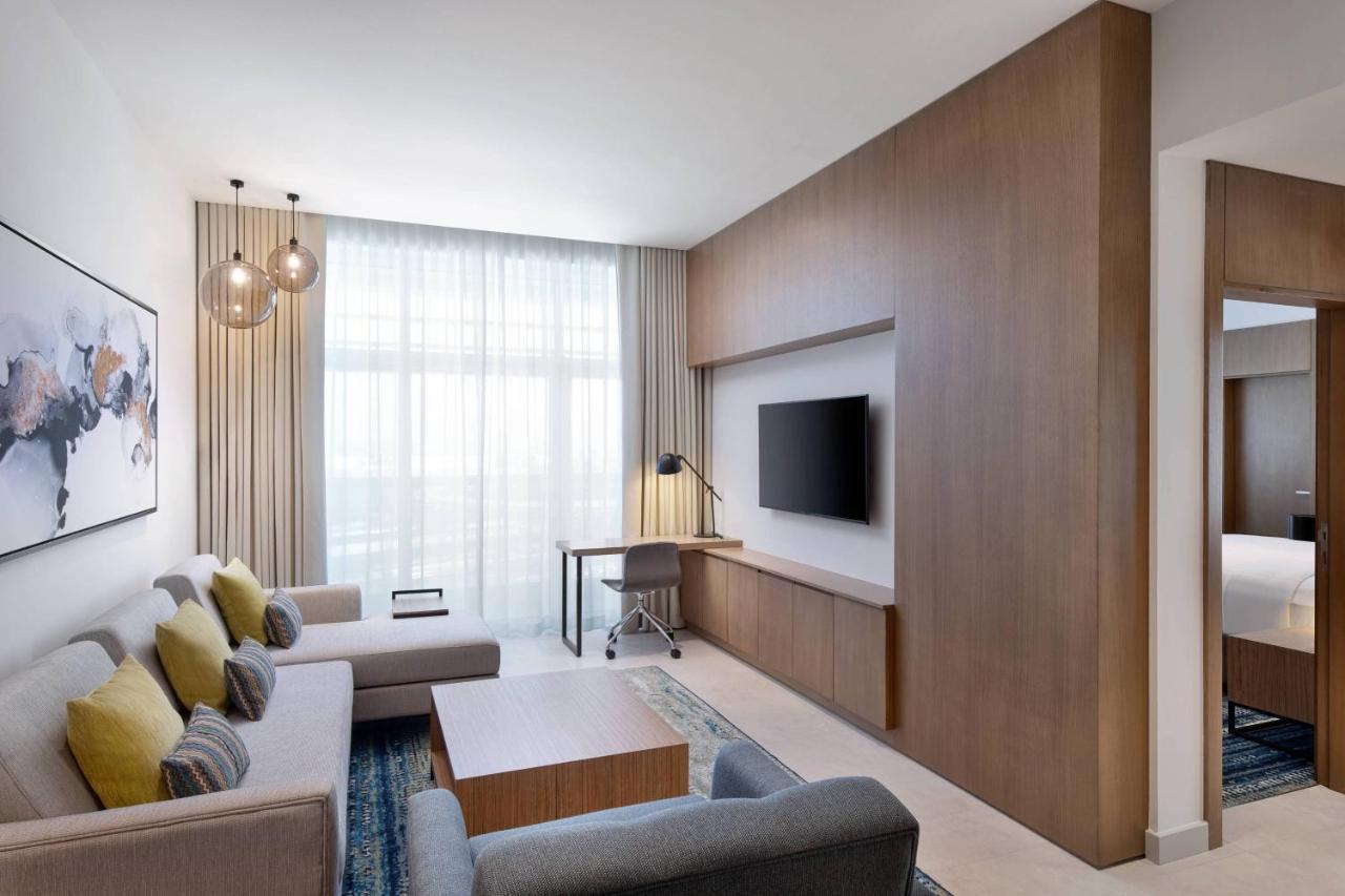 Residence Inn By Marriott Al Jaddaf Dubái Exterior foto